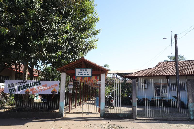  EEEM Professora Marluce Massariol de Souza, que será reconstruída <div class='credito_fotos'>Foto: Marcelo Lelis / Ag. Pará &nbsp;&nbsp;|&nbsp;&nbsp; <a href='/midias/2024/originais/20172_a184e341-2c7b-3314-e06f-49d614ba452c.jpg' download><i class='fa-solid fa-download'></i> Download</a></div>