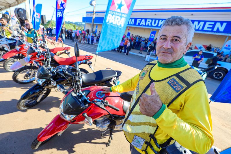 José hildo Soares -  Mototaxista <div class='credito_fotos'>Foto: Marcelo Lelis / Ag. Pará &nbsp;&nbsp;|&nbsp;&nbsp; <a href='/midias/2024/originais/20178_83c4e85d-cadf-5afd-48fd-388c606e11d2.jpg' download><i class='fa-solid fa-download'></i> Download</a></div>
