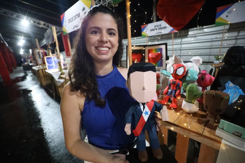 Lilian Lobo - Feira Criativa <div class='credito_fotos'>Foto: Marcelo Lelis / Ag. Pará &nbsp;&nbsp;|&nbsp;&nbsp; <a href='/midias/2024/originais/20213_8ed1e586-56af-aa9d-f9fd-d41d6aba6cae.jpg' download><i class='fa-solid fa-download'></i> Download</a></div>