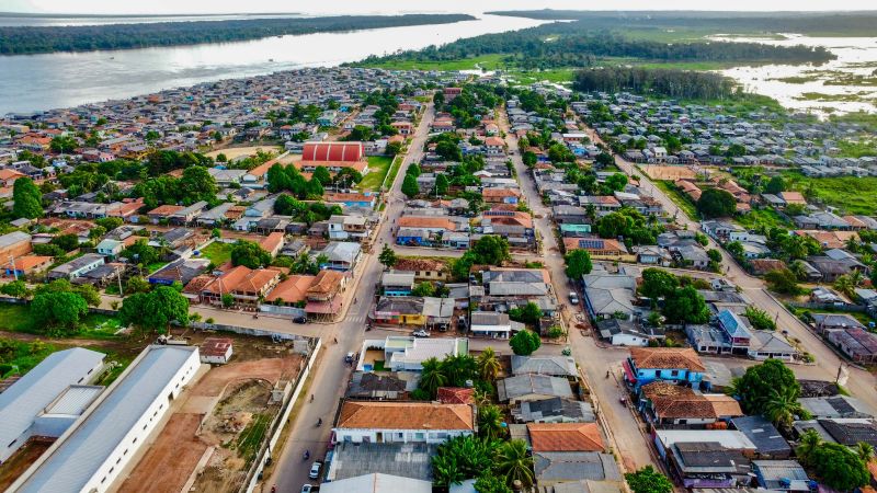 20/06/24 ALMEIRIM
Inauguração do Complexo Urbanística Frei Constâncio.
* Inauguração de Pavimentação Asfáltica de Vias do
Município.
* Entrega de Benefícios do Programa Habitacional Sua
Casa.

FOTOS:RONI MOREIRA/AG.PARÁ <div class='credito_fotos'>Foto: Roni Moreira / Ag.Pará &nbsp;&nbsp;|&nbsp;&nbsp; <a href='/midias/2024/originais/20268_1b9ae36f-9493-2a7d-9694-8d241ac4e2be.jpg' download><i class='fa-solid fa-download'></i> Download</a></div>