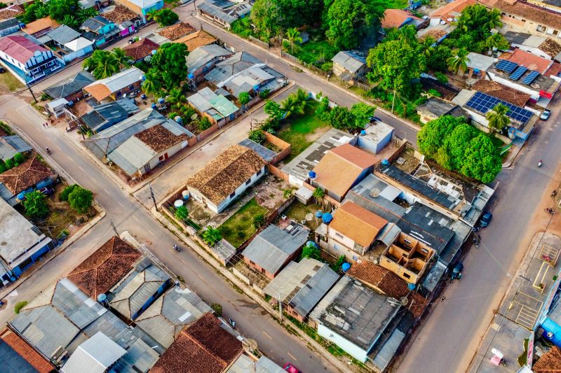 20/06/24 ALMEIRIM
Inauguração do Complexo Urbanística Frei Constâncio.
* Inauguração de Pavimentação Asfáltica de Vias do
Município.
* Entrega de Benefícios do Programa Habitacional Sua
Casa.

FOTOS:RONI MOREIRA/AG.PARÁ <div class='credito_fotos'>Foto: Roni Moreira / Ag.Pará &nbsp;&nbsp;|&nbsp;&nbsp; <a href='/midias/2024/originais/20268_1e679351-50a6-ad25-b57f-bdf4e495df4b.jpg' download><i class='fa-solid fa-download'></i> Download</a></div>