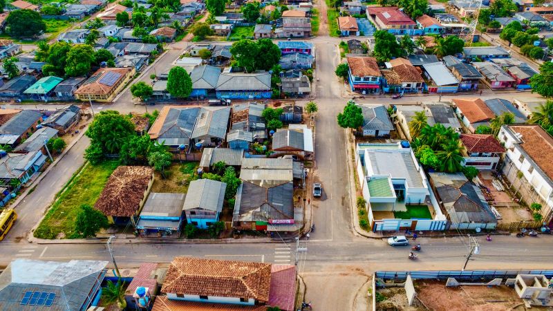 20/06/24 ALMEIRIM
Inauguração do Complexo Urbanística Frei Constâncio.
* Inauguração de Pavimentação Asfáltica de Vias do
Município.
* Entrega de Benefícios do Programa Habitacional Sua
Casa.

FOTOS:RONI MOREIRA/AG.PARÁ <div class='credito_fotos'>Foto: Roni Moreira / Ag.Pará &nbsp;&nbsp;|&nbsp;&nbsp; <a href='/midias/2024/originais/20268_ef2c49db-afe0-3d18-b51e-70b947bc3600.jpg' download><i class='fa-solid fa-download'></i> Download</a></div>