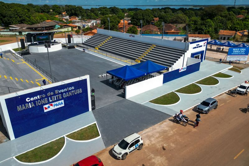 fotos;: Raphael Luz / AGPARÁ

 Entrega Via Asfaltadas + Entrega Centro de Eventos Ione Gantus + Sua Casa + Cred Cidadao <div class='credito_fotos'>Foto: Raphael Luz / Ag. Pará &nbsp;&nbsp;|&nbsp;&nbsp; <a href='/midias/2024/originais/20270_12c0cda3-2c48-f09f-afbd-3c6003ff8fca.jpg' download><i class='fa-solid fa-download'></i> Download</a></div>