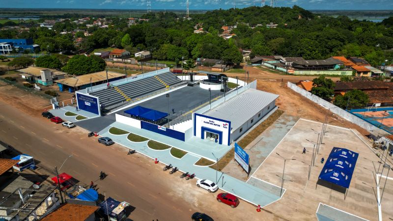 fotos;: Raphael Luz / AGPARÁ

 Entrega Via Asfaltadas + Entrega Centro de Eventos Ione Gantus + Sua Casa + Cred Cidadao <div class='credito_fotos'>Foto: Raphael Luz / Ag. Pará &nbsp;&nbsp;|&nbsp;&nbsp; <a href='/midias/2024/originais/20270_5048c2c5-dc6e-4757-1331-419f341906fb.jpg' download><i class='fa-solid fa-download'></i> Download</a></div>