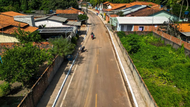 fotos;: Raphael Luz / AGPARÁ

 Entrega Via Asfaltadas + Entrega Centro de Eventos Ione Gantus + Sua Casa + Cred Cidadao <div class='credito_fotos'>Foto: Raphael Luz / Ag. Pará &nbsp;&nbsp;|&nbsp;&nbsp; <a href='/midias/2024/originais/20270_6b304995-18b2-5c11-2556-48d175701e95.jpg' download><i class='fa-solid fa-download'></i> Download</a></div>