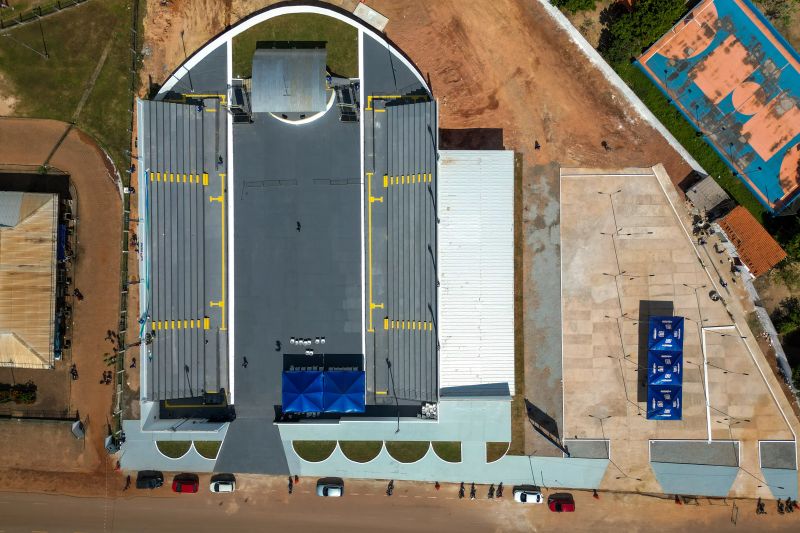 fotos;: Raphael Luz / AGPARÁ

 Entrega Via Asfaltadas + Entrega Centro de Eventos Ione Gantus + Sua Casa + Cred Cidadao <div class='credito_fotos'>Foto: Raphael Luz / Ag. Pará &nbsp;&nbsp;|&nbsp;&nbsp; <a href='/midias/2024/originais/20270_6cd9e597-2fc4-3990-c996-a94ae4c9c815.jpg' download><i class='fa-solid fa-download'></i> Download</a></div>