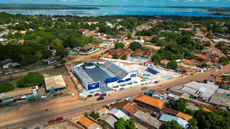 fotos;: Raphael Luz / AGPARÁ

 Entrega Via Asfaltadas + Entrega Centro de Eventos Ione Gantus + Sua Casa + Cred Cidadao <div class='credito_fotos'>Foto: Raphael Luz / Ag. Pará &nbsp;&nbsp;|&nbsp;&nbsp; <a href='/midias/2024/originais/20270_79d5ff4b-a0f6-86b9-ae99-f464ecd1b24d.jpg' download><i class='fa-solid fa-download'></i> Download</a></div>