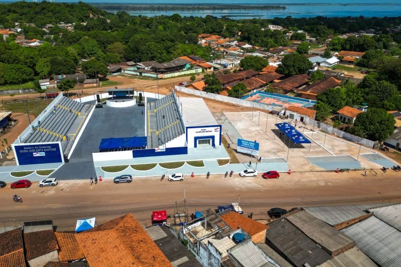 fotos;: Raphael Luz / AGPARÁ

 Entrega Via Asfaltadas + Entrega Centro de Eventos Ione Gantus + Sua Casa + Cred Cidadao <div class='credito_fotos'>Foto: Raphael Luz / Ag. Pará &nbsp;&nbsp;|&nbsp;&nbsp; <a href='/midias/2024/originais/20270_c825189b-6531-a4b3-3b5c-beefc980e980.jpg' download><i class='fa-solid fa-download'></i> Download</a></div>