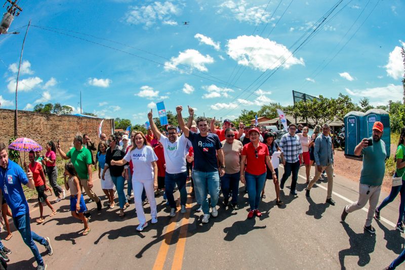 Governador Helder Barbalho Inauguração da Perna Leste

 Fotos Marco Santos/ Ag Pará <div class='credito_fotos'>Foto: Marco Santos / Ag. Pará &nbsp;&nbsp;|&nbsp;&nbsp; <a href='/midias/2024/originais/20297_2a3ed096-2ae9-81c0-45c9-4eaebfcf9ca8.jpg' download><i class='fa-solid fa-download'></i> Download</a></div>