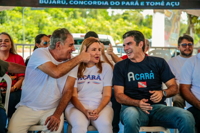 Governador Helder Barbalho Inauguração da Perna Leste

 Fotos Marco Santos/ Ag Pará <div class='credito_fotos'>Foto: Marco Santos / Ag. Pará &nbsp;&nbsp;|&nbsp;&nbsp; <a href='/midias/2024/originais/20297_38f9af49-bc95-9ba7-e185-46d238694c66.jpg' download><i class='fa-solid fa-download'></i> Download</a></div>