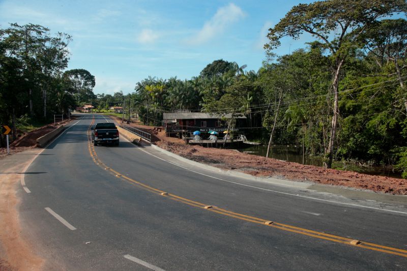 Governador Helder Barbalho Inauguração da Perna Leste

 Fotos Marco Santos/ Ag Pará <div class='credito_fotos'>Foto: Marco Santos / Ag. Pará &nbsp;&nbsp;|&nbsp;&nbsp; <a href='/midias/2024/originais/20297_55b79473-156a-7f5e-a21c-c5a0bb5b6d44.jpg' download><i class='fa-solid fa-download'></i> Download</a></div>