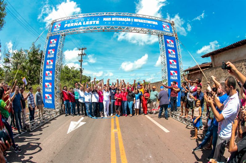Governador Helder Barbalho Inauguração da Perna Leste

 Fotos Marco Santos/ Ag Pará <div class='credito_fotos'>Foto: Marco Santos / Ag. Pará &nbsp;&nbsp;|&nbsp;&nbsp; <a href='/midias/2024/originais/20297_5cf506df-01f6-8528-5230-190e463b8bc4.jpg' download><i class='fa-solid fa-download'></i> Download</a></div>