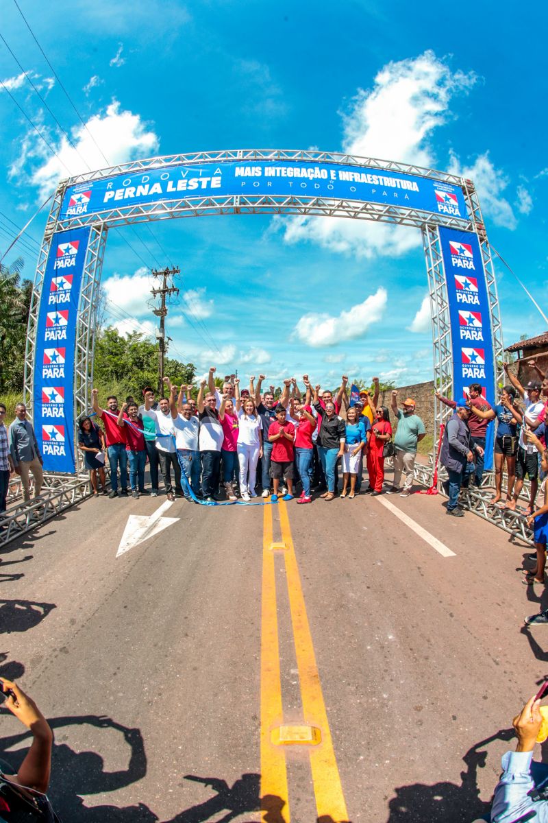 Governador Helder Barbalho Inauguração da Perna Leste

 Fotos Marco Santos/ Ag Pará <div class='credito_fotos'>Foto: Marco Santos / Ag. Pará &nbsp;&nbsp;|&nbsp;&nbsp; <a href='/midias/2024/originais/20297_8e348c5d-c6ed-2c15-3165-d89a6c67f248.jpg' download><i class='fa-solid fa-download'></i> Download</a></div>