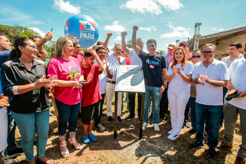 Governador Helder Barbalho Inauguração da Perna Leste

 Fotos Marco Santos/ Ag Pará <div class='credito_fotos'>Foto: Marco Santos / Ag. Pará &nbsp;&nbsp;|&nbsp;&nbsp; <a href='/midias/2024/originais/20297_ae4a6934-d514-7962-facb-c59928a9037c.jpg' download><i class='fa-solid fa-download'></i> Download</a></div>