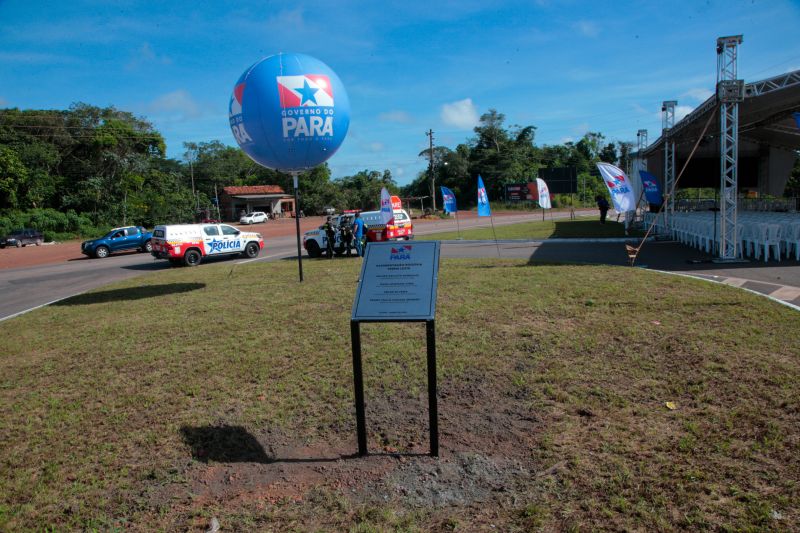 Governador Helder Barbalho Inauguração da Perna Leste

 Fotos Marco Santos/ Ag Pará <div class='credito_fotos'>Foto: Marco Santos / Ag. Pará &nbsp;&nbsp;|&nbsp;&nbsp; <a href='/midias/2024/originais/20297_b2b3891d-8609-db3a-bf21-51322dcf398a.jpg' download><i class='fa-solid fa-download'></i> Download</a></div>