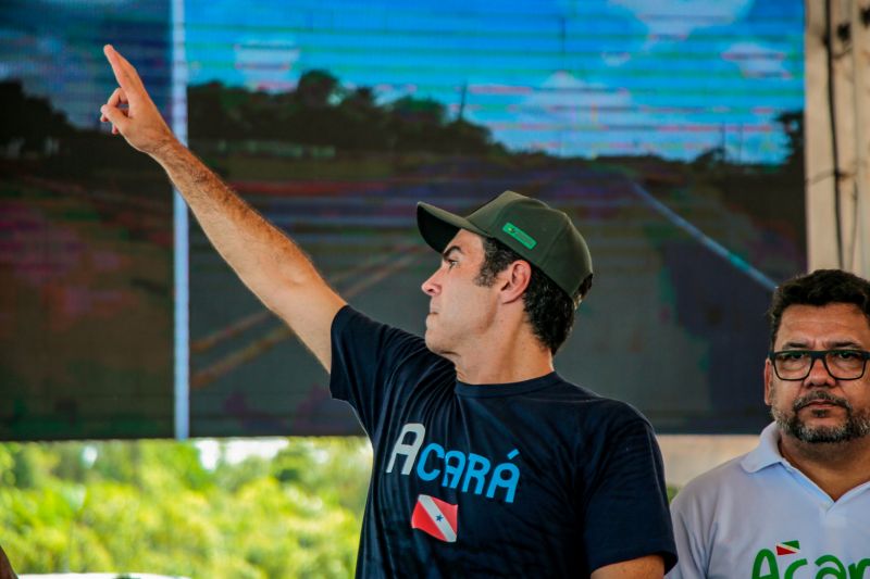 Governador Helder Barbalho Inauguração da Perna Leste

 Fotos Marco Santos/ Ag Pará <div class='credito_fotos'>Foto: Marco Santos / Ag. Pará &nbsp;&nbsp;|&nbsp;&nbsp; <a href='/midias/2024/originais/20297_b592b49e-63f7-450c-15de-941354855bd7.jpg' download><i class='fa-solid fa-download'></i> Download</a></div>