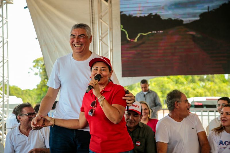 Governador Helder Barbalho Inauguração da Perna Leste

 Fotos Marco Santos/ Ag Pará <div class='credito_fotos'>Foto: Marco Santos / Ag. Pará &nbsp;&nbsp;|&nbsp;&nbsp; <a href='/midias/2024/originais/20297_c7c26b9c-9746-eccd-ec33-206805b8136f.jpg' download><i class='fa-solid fa-download'></i> Download</a></div>