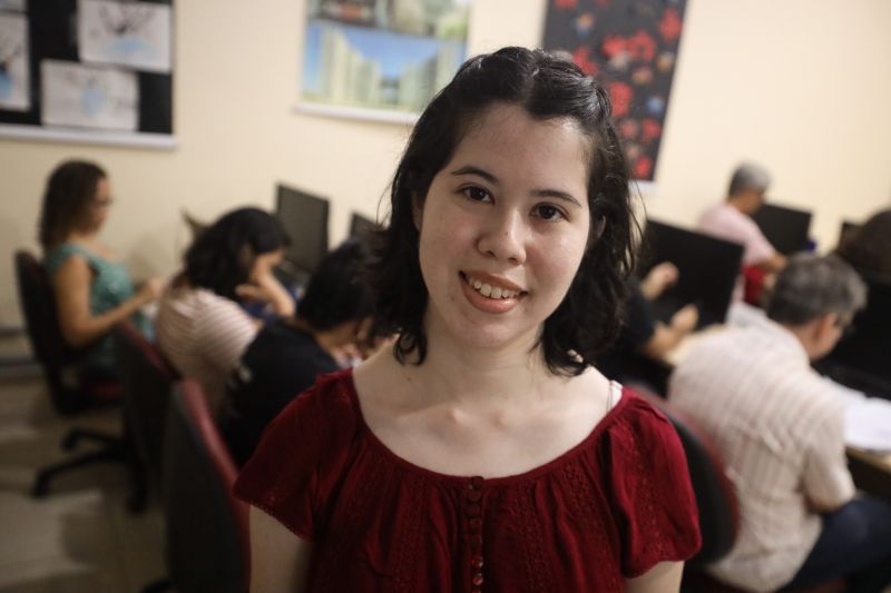 Estudante Jéssica Carvalho - nível 3 do Instituto <div class='credito_fotos'>Foto: Marcelo Lelis / Ag. Pará &nbsp;&nbsp;|&nbsp;&nbsp; <a href='/midias/2024/originais/20303_b480c033-5ef8-1607-bfba-ecb50210d884.jpg' download><i class='fa-solid fa-download'></i> Download</a></div>