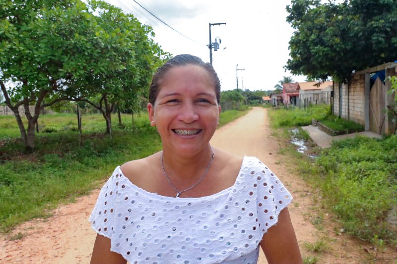 Elisangela dos santos da Silva
Lavradora <div class='credito_fotos'>Foto: Bruno Cruz / Ag. Pará &nbsp;&nbsp;|&nbsp;&nbsp; <a href='/midias/2024/originais/20329_ac4c5a5e-aa1f-6f05-ed41-0a6cfb7f62ba.jpg' download><i class='fa-solid fa-download'></i> Download</a></div>