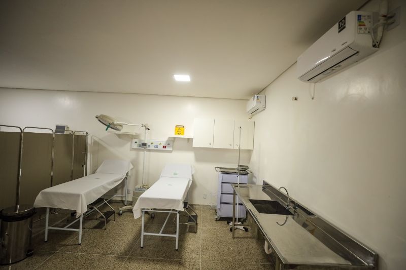 Inauguração do Hospital Municipal •  Reforma e Ampliação da EEEMF Francilândia • Reforma e Ampliação da EEEMF Eldorado 

Fotos: Marcelo Lelis/Ag Pará <div class='credito_fotos'>Foto: Marcelo Lelis / Ag. Pará &nbsp;&nbsp;|&nbsp;&nbsp; <a href='/midias/2024/originais/20340_7093e4e2-6bee-ec28-06fc-152cc186ab72.jpg' download><i class='fa-solid fa-download'></i> Download</a></div>