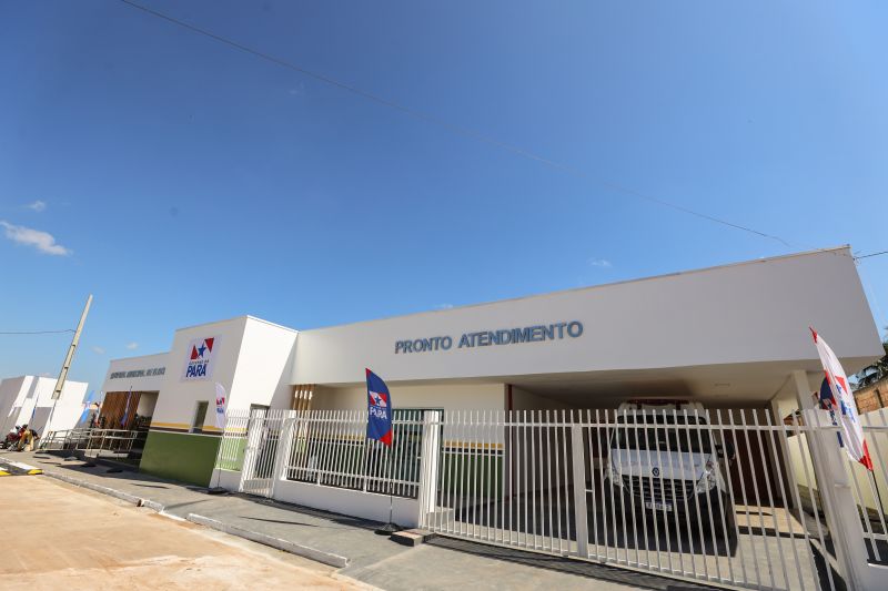 Inauguração do Hospital Municipal •  Reforma e Ampliação da EEEMF Francilândia • Reforma e Ampliação da EEEMF Eldorado 

Fotos: Marcelo Lelis/Ag Pará <div class='credito_fotos'>Foto: Marcelo Lelis / Ag. Pará &nbsp;&nbsp;|&nbsp;&nbsp; <a href='/midias/2024/originais/20340_bae0d67e-bf82-871f-ca85-1f2b179f6499.jpg' download><i class='fa-solid fa-download'></i> Download</a></div>