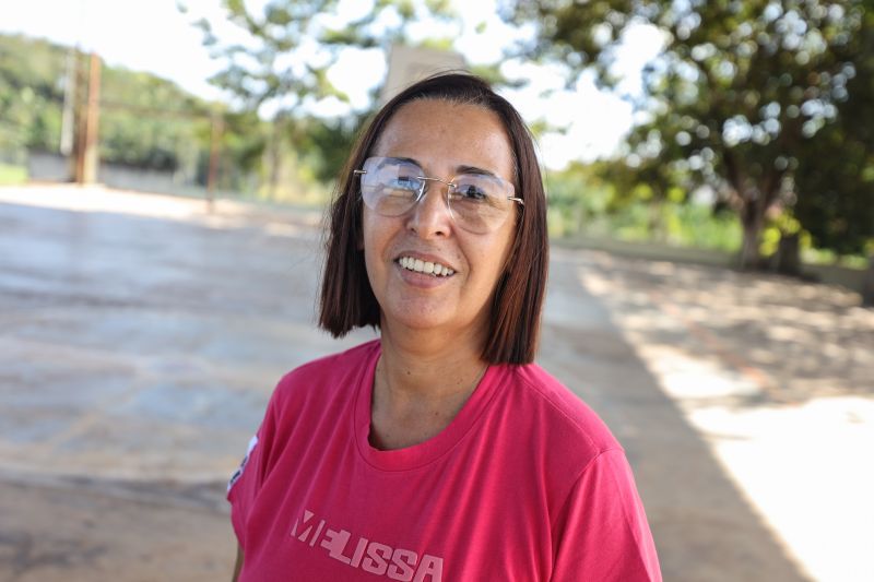 Lázara Reis - Diretora da Escola Dom José Elias Chaves <div class='credito_fotos'>Foto: Marcelo Lelis / Ag. Pará &nbsp;&nbsp;|&nbsp;&nbsp; <a href='/midias/2024/originais/20360_0f2778a3-5ea9-e097-ed66-d86005e97f6d.jpg' download><i class='fa-solid fa-download'></i> Download</a></div>