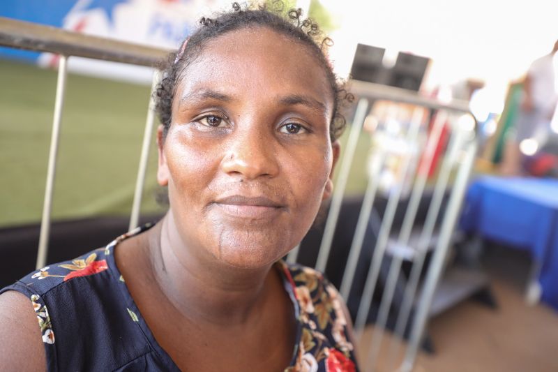 Luzinéa Costa - Ajuda humanitária <div class='credito_fotos'>Foto: Marcelo Lelis / Ag. Pará &nbsp;&nbsp;|&nbsp;&nbsp; <a href='/midias/2024/originais/20360_2a75a476-f285-0f21-0c04-254047d18552.jpg' download><i class='fa-solid fa-download'></i> Download</a></div>