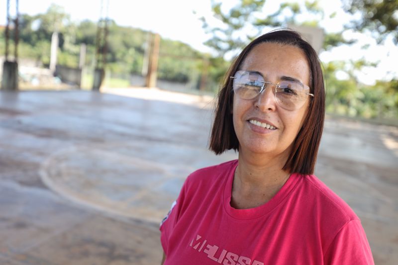Lázara Reis - Diretora da Escola Dom José Elias Chaves <div class='credito_fotos'>Foto: Marcelo Lelis / Ag. Pará &nbsp;&nbsp;|&nbsp;&nbsp; <a href='/midias/2024/originais/20360_ae07f873-9996-2562-dd3e-f95d2843eeb4.jpg' download><i class='fa-solid fa-download'></i> Download</a></div>