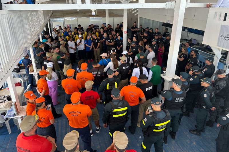 ‘Operação Verão 2024' é lançada em mais de 90 localidades com mais de 5 mil agentes reforçando a segurança
São realizadas diversas ações ostensivas e preventivas, com reforço no policiamento local, monitoramento e diversas atividades integradas entre as forças, para coibir e inibir a criminalidade durante todo o mês de julho

André Macedo / Ascom Segup <div class='credito_fotos'>Foto: André Macedo / Ascom Segup &nbsp;&nbsp;|&nbsp;&nbsp; <a href='/midias/2024/originais/20393_3927646b-4f3e-d0fd-d5b8-e1e9ffd822c2.jpg' download><i class='fa-solid fa-download'></i> Download</a></div>