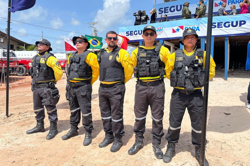 ‘Operação Verão 2024' é lançada em mais de 90 localidades com mais de 5 mil agentes reforçando a segurança
São realizadas diversas ações ostensivas e preventivas, com reforço no policiamento local, monitoramento e diversas atividades integradas entre as forças, para coibir e inibir a criminalidade durante todo o mês de julho

André Macedo / Ascom Segup <div class='credito_fotos'>Foto: André Macedo / Ascom Segup &nbsp;&nbsp;|&nbsp;&nbsp; <a href='/midias/2024/originais/20393_6a76bd70-004a-fce4-0649-d8f2ad84abb7.jpg' download><i class='fa-solid fa-download'></i> Download</a></div>