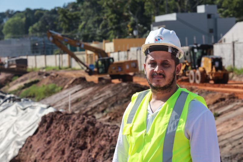 Ricardo Angelim, Engenheiro Fiscal <div class='credito_fotos'>Foto: Pedro Guerreiro / Ag. Pará &nbsp;&nbsp;|&nbsp;&nbsp; <a href='/midias/2024/originais/20399_0b611903-9a39-2ced-0db5-f3a2cc71dfe3.jpg' download><i class='fa-solid fa-download'></i> Download</a></div>