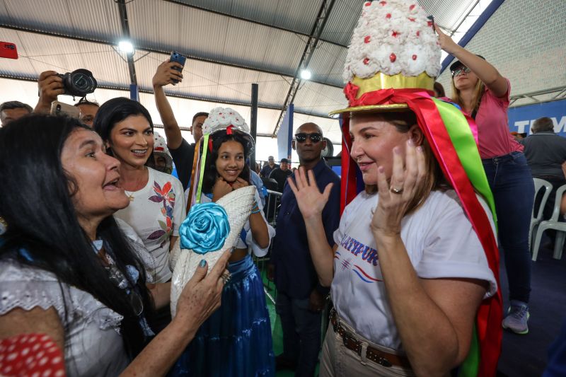  <div class='credito_fotos'>Foto: Alex Ribeiro / Ag. Pará &nbsp;&nbsp;|&nbsp;&nbsp; <a href='/midias/2024/originais/20424_5f4e764f-6a20-d797-6196-09e2ca8373da.jpg' download><i class='fa-solid fa-download'></i> Download</a></div>