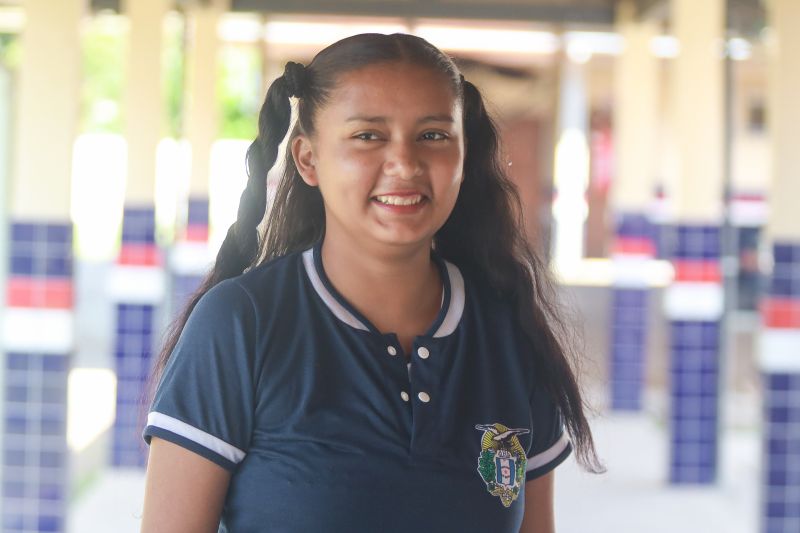 Lucivane Azevedo Barbosa 
Estudante 
Bora estudar <div class='credito_fotos'>Foto: Bruno Cruz / Ag. Pará &nbsp;&nbsp;|&nbsp;&nbsp; <a href='/midias/2024/originais/20623_a82d2a8a-7c93-45cf-ec51-ae21e219c7af.jpg' download><i class='fa-solid fa-download'></i> Download</a></div>