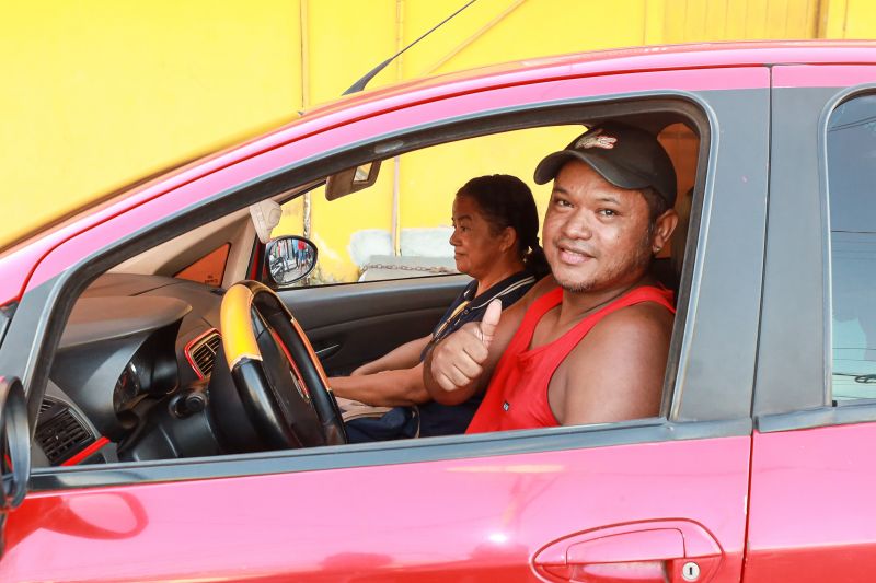 Rafael Conceição da Silva 
Motorista <div class='credito_fotos'>Foto: Bruno Cruz / Ag. Pará &nbsp;&nbsp;|&nbsp;&nbsp; <a href='/midias/2024/originais/20686_a75ea359-ece2-43c9-7582-fd185769339f.jpg' download><i class='fa-solid fa-download'></i> Download</a></div>