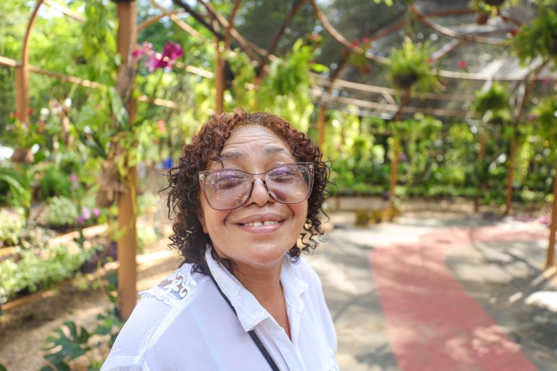 Maria do socorro Sousa Sandoval, cozinheira <div class='credito_fotos'>Foto: Marcelo Lelis / Ag. Pará &nbsp;&nbsp;|&nbsp;&nbsp; <a href='/midias/2024/originais/20777_097ed35d-aaf4-f3e5-4d31-2834d3deeb91.jpg' download><i class='fa-solid fa-download'></i> Download</a></div>