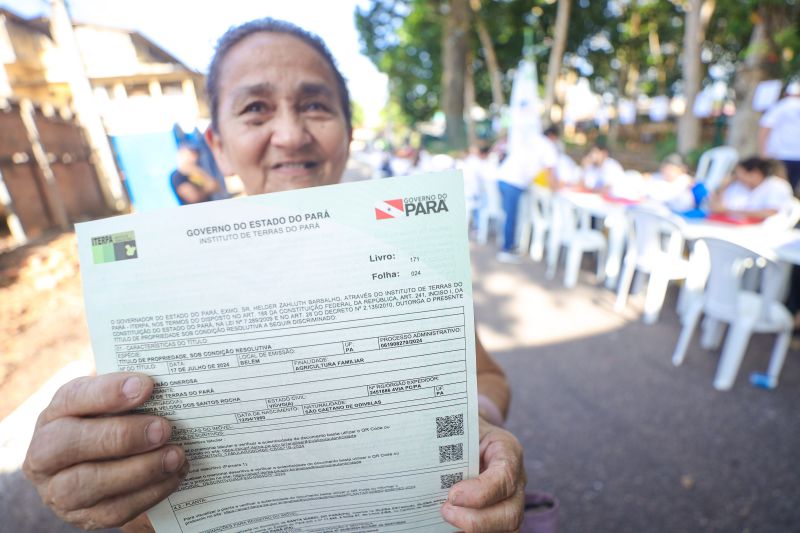 Benedita Veloso dos Santos Rocha - agricultora <div class='credito_fotos'>Foto: Marcelo Lelis / Ag. Pará &nbsp;&nbsp;|&nbsp;&nbsp; <a href='/midias/2024/originais/20777_527f170e-5969-3435-7876-1f4654b74fd6.jpg' download><i class='fa-solid fa-download'></i> Download</a></div>