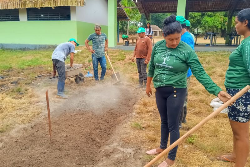 Matéria - Formação de agentes agroflorestais avança na Terra Indígena Alto Rio Guamá com foco em sustentabilidade

Fotos: DGBio/IDEFLOR-Bio/Divulgação


 <div class='credito_fotos'>Foto: ASCOM / IDEFLOR-BIO &nbsp;&nbsp;|&nbsp;&nbsp; <a href='/midias/2024/originais/20801_6ce129b5-979a-7025-b06c-98a98e2a5079.jpg' download><i class='fa-solid fa-download'></i> Download</a></div>