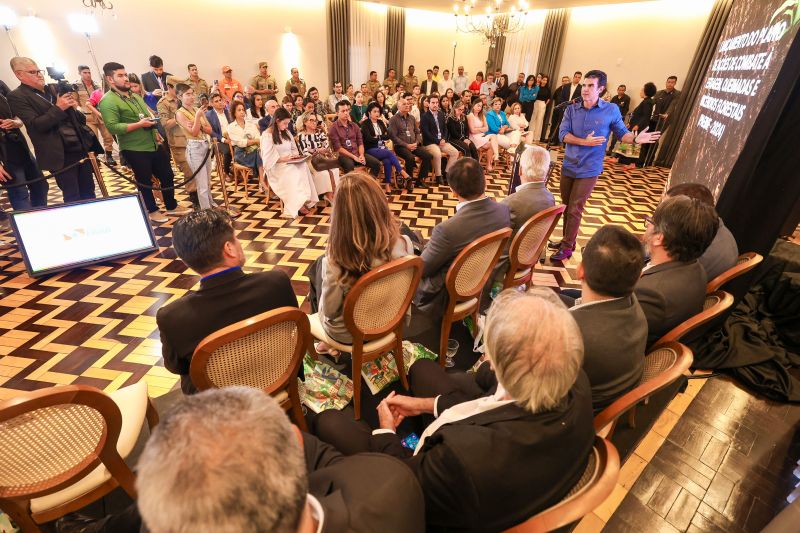  <div class='credito_fotos'>Foto: Marco Santos / Ag. Pará &nbsp;&nbsp;|&nbsp;&nbsp; <a href='/midias/2024/originais/20901_9ef2bd29-352a-7932-6da4-7b8a4e257675.jpg' download><i class='fa-solid fa-download'></i> Download</a></div>