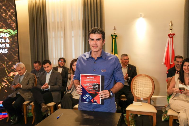  <div class='credito_fotos'>Foto: Marco Santos / Ag. Pará &nbsp;&nbsp;|&nbsp;&nbsp; <a href='/midias/2024/originais/20901_b4b38da6-829e-af47-7c3f-484e0d5eb7a8.jpg' download><i class='fa-solid fa-download'></i> Download</a></div>