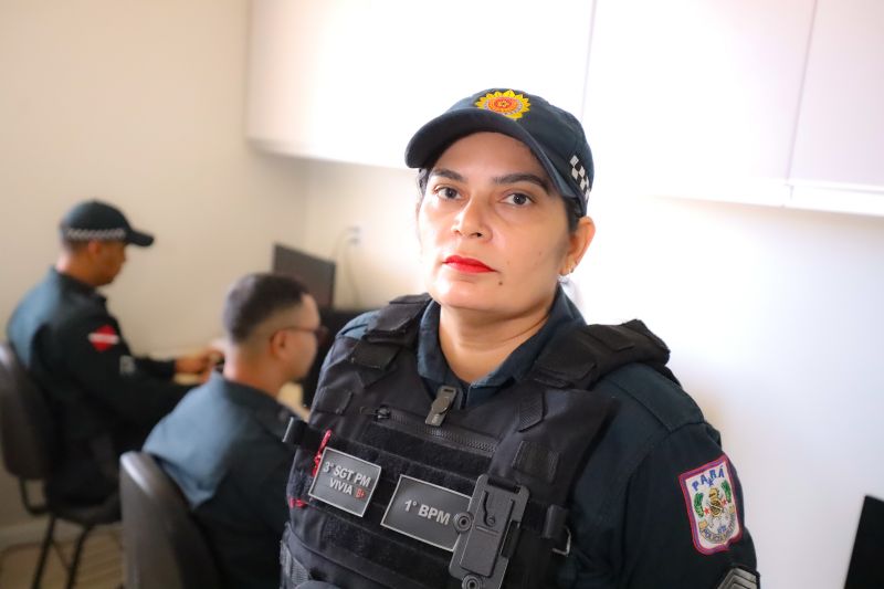 Vivia Cabral - 3º sargento - 15 anos de Polícia <div class='credito_fotos'>Foto: Marcelo Lelis / Ag. Pará &nbsp;&nbsp;|&nbsp;&nbsp; <a href='/midias/2024/originais/21104_424416de-670f-f681-be40-2fcadd7118a6.jpg' download><i class='fa-solid fa-download'></i> Download</a></div>