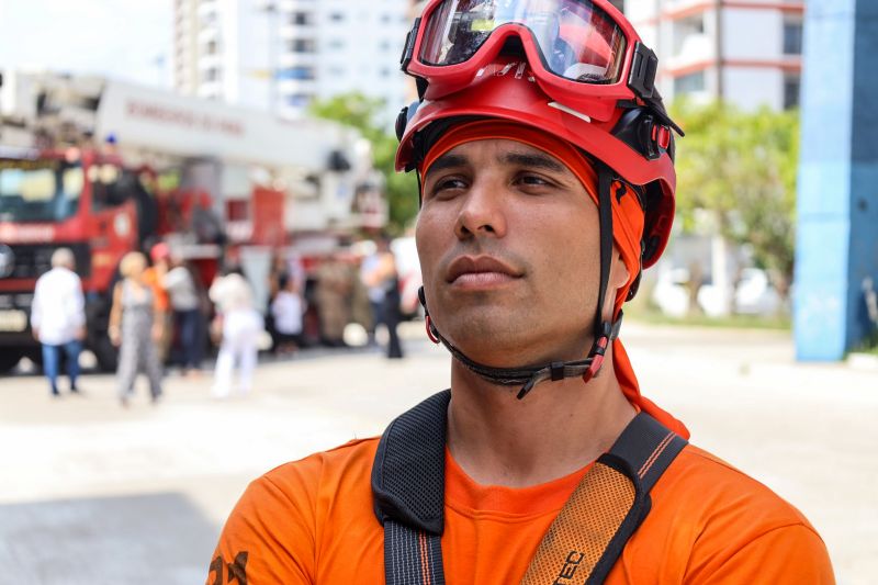 1 ° tenente Matheus Moreira  - 4 gbm santarém <div class='credito_fotos'>Foto: Bruno Cecim / Ag.Pará &nbsp;&nbsp;|&nbsp;&nbsp; <a href='/midias/2024/originais/21285_c8f8c85b-0b57-42d3-f7a9-60b17daf3dc5.jpg' download><i class='fa-solid fa-download'></i> Download</a></div>