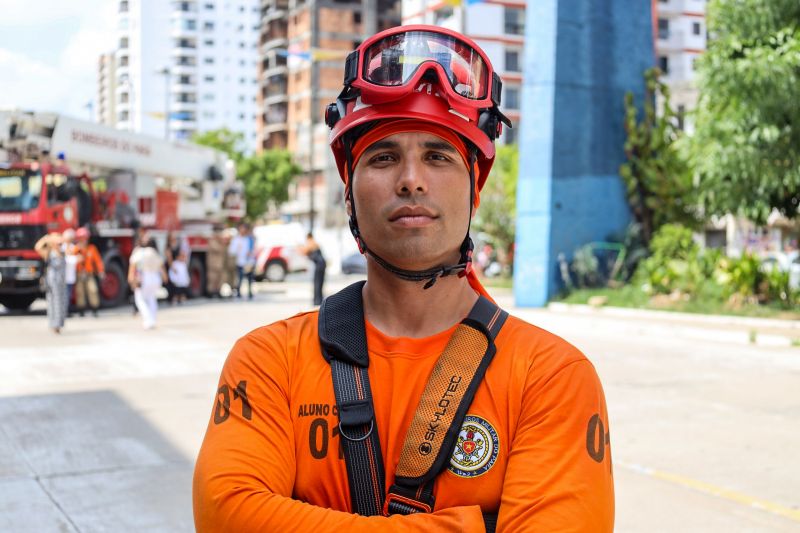 1 ° tenente Matheus Moreira  - 4 gbm santarém <div class='credito_fotos'>Foto: Bruno Cecim / Ag.Pará &nbsp;&nbsp;|&nbsp;&nbsp; <a href='/midias/2024/originais/21285_ea89ac3a-3176-f54e-8ea8-c1a5a289443e.jpg' download><i class='fa-solid fa-download'></i> Download</a></div>
