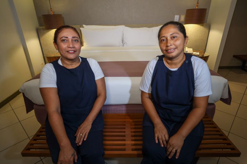 Na foto; (da esq. para dir.) Liliane Rodrigues 
Tatiane Castro <div class='credito_fotos'>Foto: Bruno Cecim / Ag.Pará &nbsp;&nbsp;|&nbsp;&nbsp; <a href='/midias/2024/originais/21382_2b0678dc-8346-08b2-d41b-a84308b5e860.jpg' download><i class='fa-solid fa-download'></i> Download</a></div>