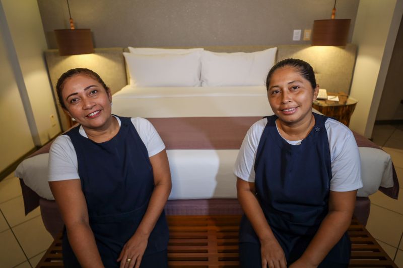 Na foto; (da esq. para dir.) Liliane Rodrigues 
Tatiane Castro <div class='credito_fotos'>Foto: Bruno Cecim / Ag.Pará &nbsp;&nbsp;|&nbsp;&nbsp; <a href='/midias/2024/originais/21382_f5e5ec55-78ba-31ba-de86-e85fcc737143.jpg' download><i class='fa-solid fa-download'></i> Download</a></div>