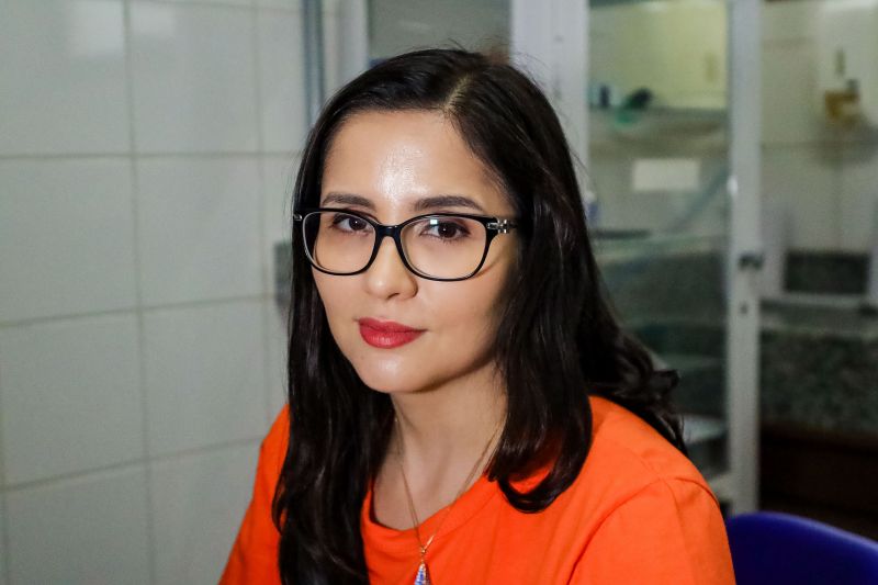 Heliana Góes, médica dermatologista presidente da sociedade brasileira de dermatologia regional Pará e atual coordenadora regional da campanha dezembro laranja em 2024 <div class='credito_fotos'>Foto: Marcelo Lelis / Ag. Pará &nbsp;&nbsp;|&nbsp;&nbsp; <a href='/midias/2024/originais/22433_eeefe4f3-3fe1-927a-2823-1c70074be4ef.jpg' download><i class='fa-solid fa-download'></i> Download</a></div>