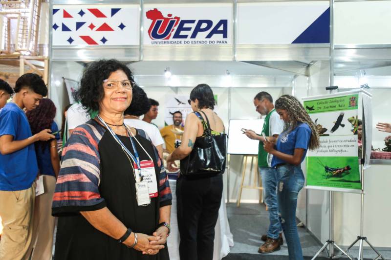 Ana Lucia Gutjahr Uepa expõe coleção zoológica no SBPC