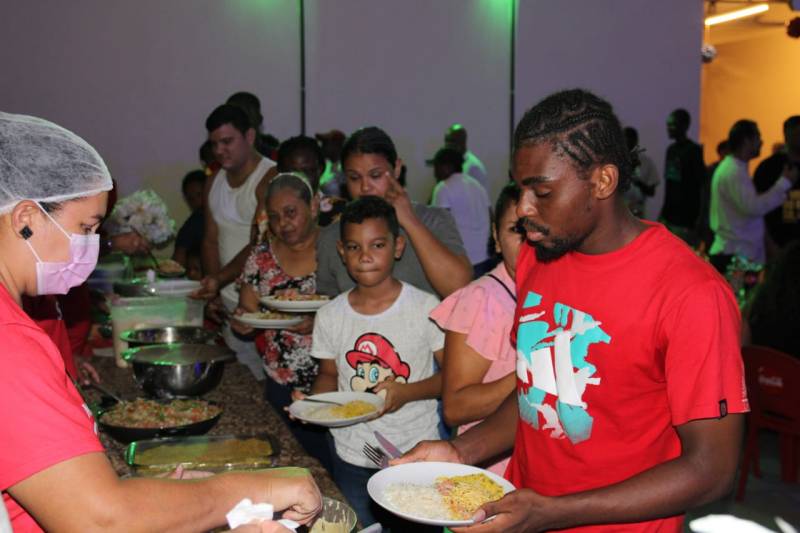 A ceia utilizou o espaço gastronômico