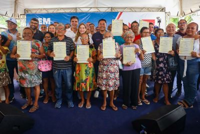 notícia: Estado faz a maior entrega de títulos definitivos de terra na Região Metropolitana de Belém