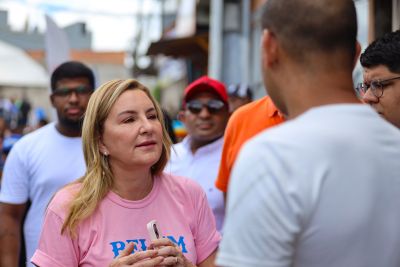 galeria: Vice Governadora Hana Ghassan entrega vias asfaltadas no bairro do Curió-Utinga em Belém