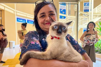 galeria: Moradores do Guamá recebem manhã de serviços de saúde para os animais na Usina da Paz